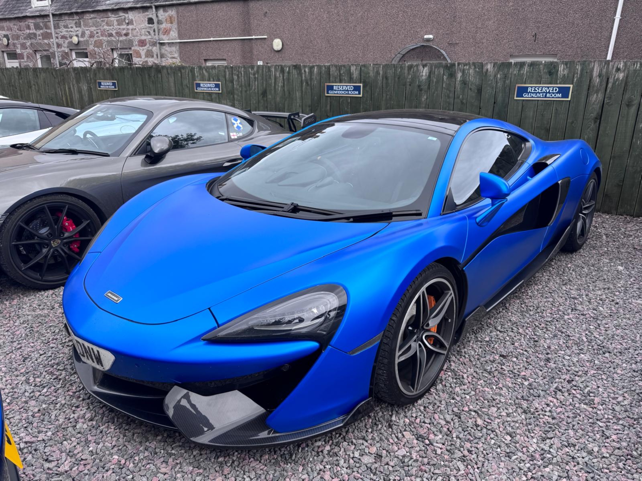 Super Cars at a Super Pub